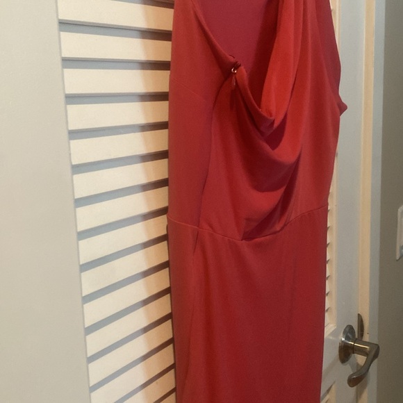 NWT BCBG pink one shoulder dress with pleating details. - Picture 5 of 8